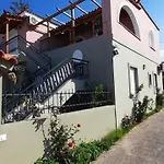 Apartment Ilisia Neapoli 2 *