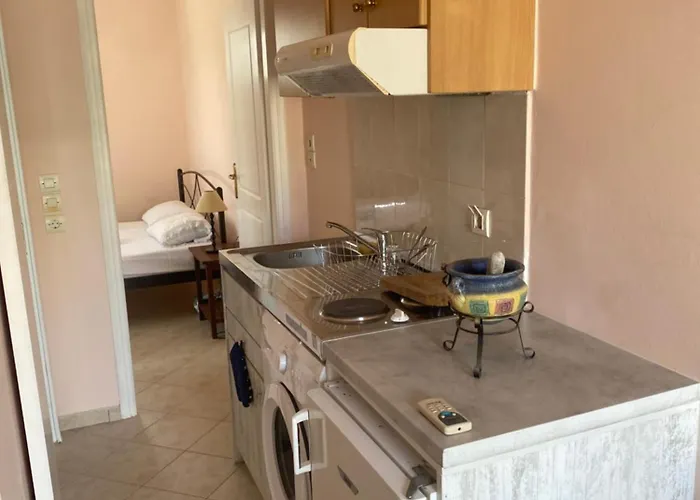 Ilisia Neapoli 2 * Neápolis